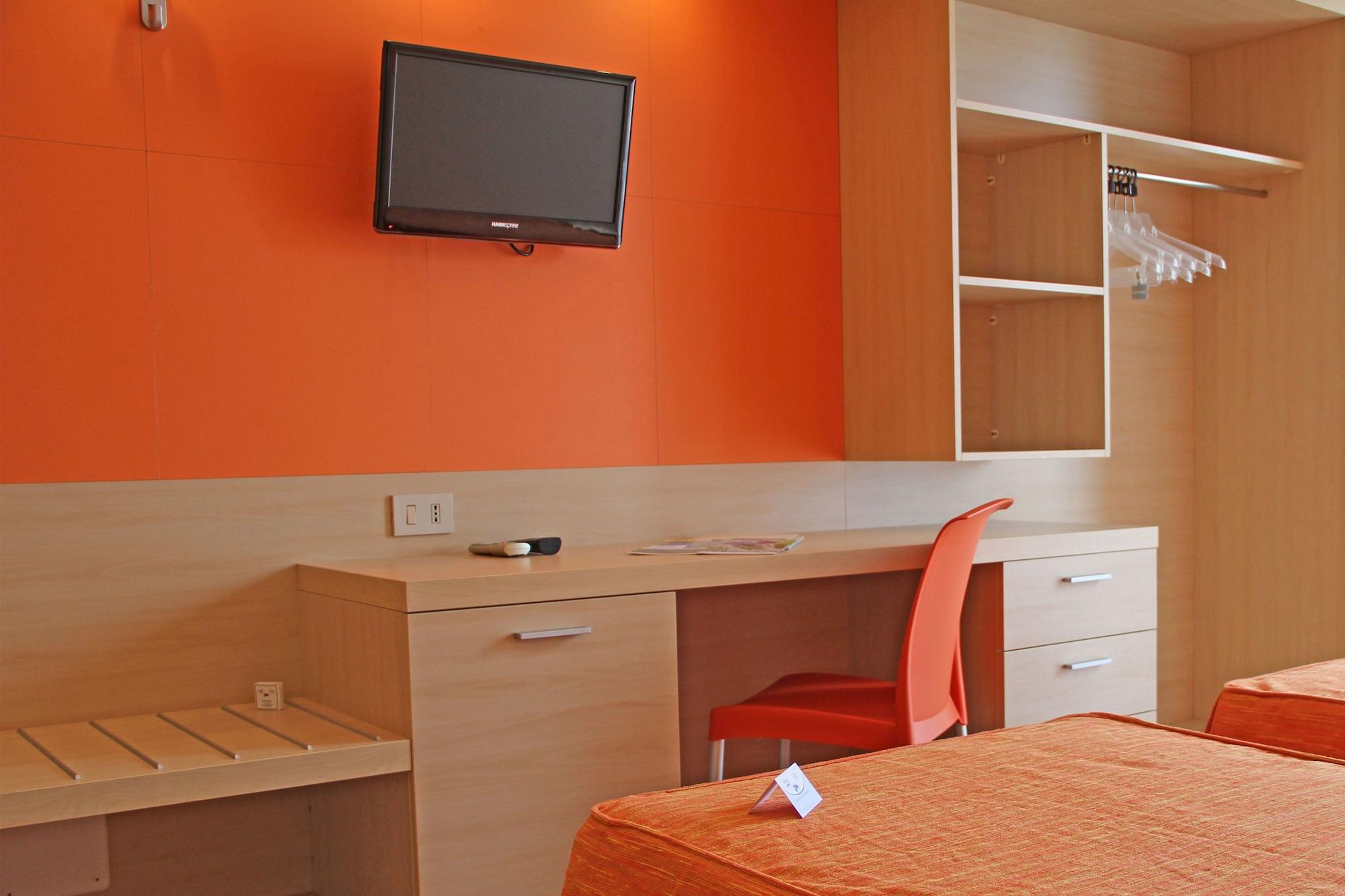 Hotel Regent Пескара Екстериор снимка