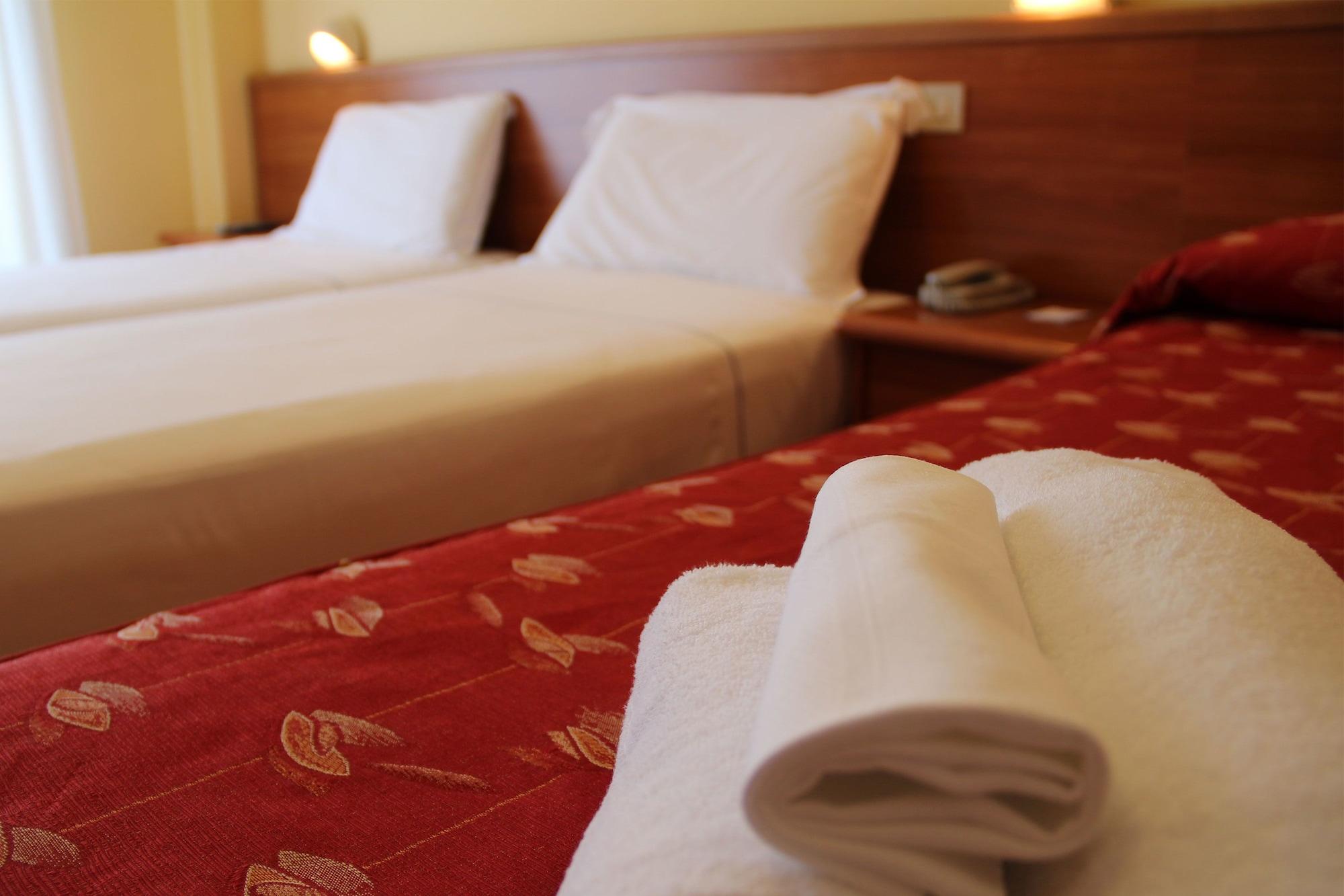 Hotel Regent Пескара Екстериор снимка