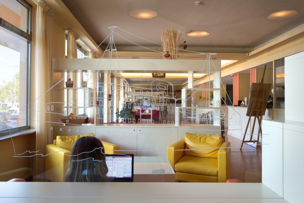 Hotel Regent Пескара Екстериор снимка
