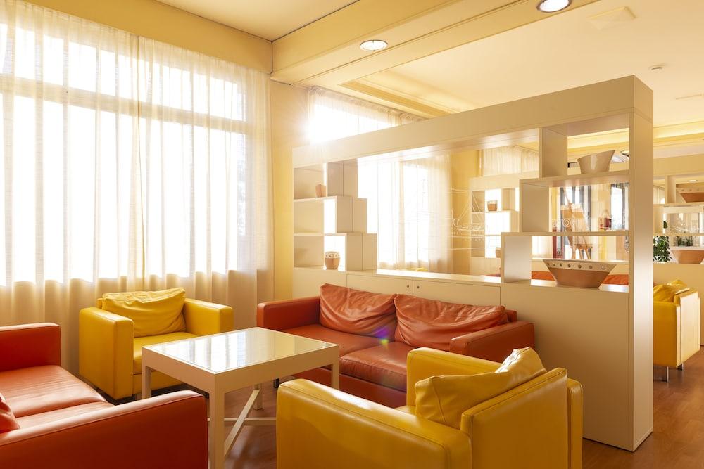 Hotel Regent Пескара Екстериор снимка